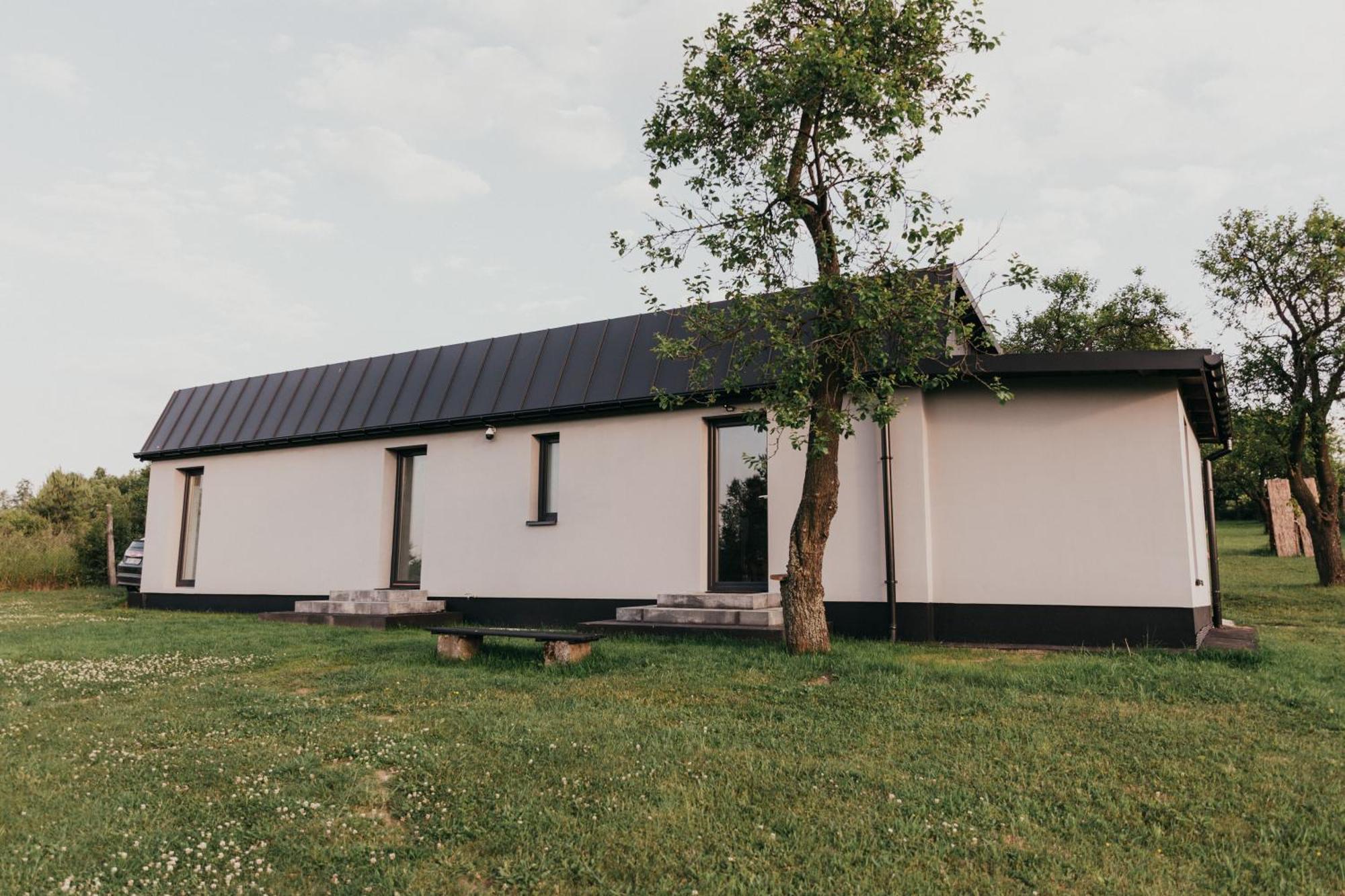 Sliwkowy Sad-plum Orchard Feriehus *